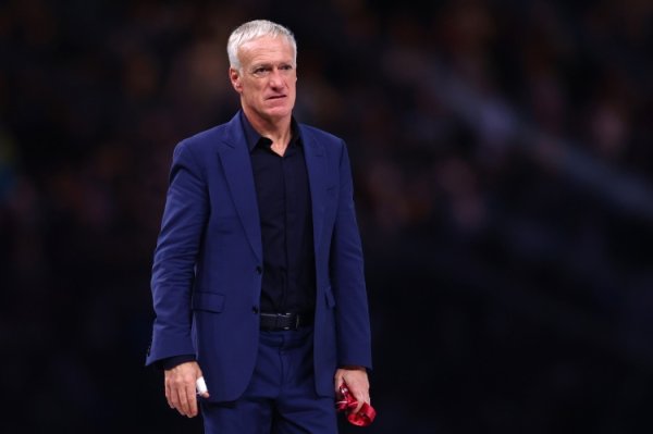 德尚麾下法国先丢球战绩17胜12平21负，近12年未能客场应战    反转  取胜