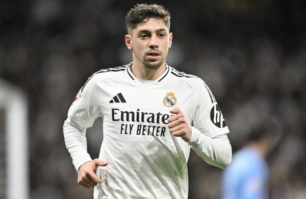 巴尔韦德：姆巴佩一定可以取得成就 练习  中很常见卡雷拉斯的射球