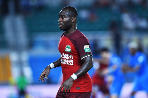 对峙  剧烈  ！天津津门虎vs河南全场共有7人染黄